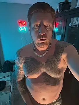 CloudyKingG online show from March 2026 05:20:01 PM