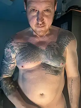 Snapshot of CloudyKingG chatting on May 2026 04:37:01 PM CloudyKingG online show from May 2026 04:37:01 PM