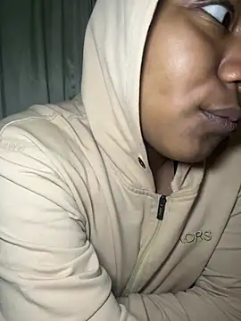 chocolatito-ho online show from March 2026 03:35:02 AM