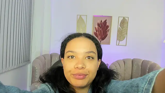 Ayshel cooperr online show from October 2025 04:03:01 AM