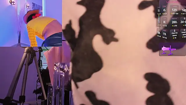 raven blackk online show from December 2025 06:06:01 AM