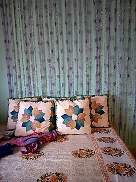 Ishu Lovee online show from April 2026 07:43:02 AM