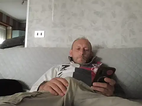 cazzoweb online show from September 2025 02:34:02 PM