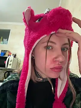 Nancyhot777 online show from February 2026 06:07:01 PM