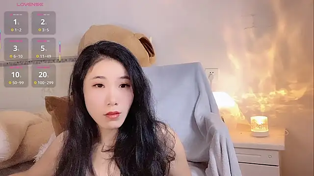 CC 333 online show from October 2025 01:03:02 AM