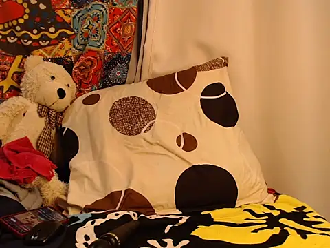 Berryangel03 online show from March 2026 06:43:01 PM