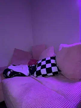 Tu GataLinda online show from October 2025 04:37:01 PM