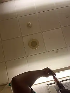 Tu GataLinda online show from November 2025 12:50:01 AM