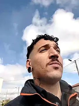 JuicyBigcockxh online show from May 2026 08:17:02 AM