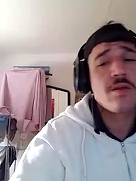 JuicyBigcockxh online show from May 2026 02:58:01 PM
