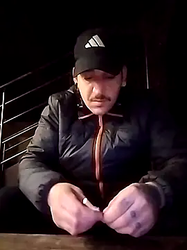 Snapshot of JuicyBigcock@xh chatting on March 2026 09:48:01 PM JuicyBigcockxh online show from March 2026 09:48:01 PM