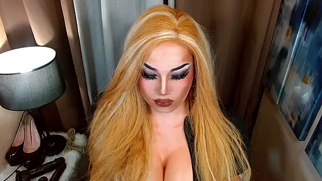 Snapshot of xmadisonmitressxx chatting on October 2025 09:32:02 AM xmadisonmitressxx online show from October 2025 09:32:02 AM