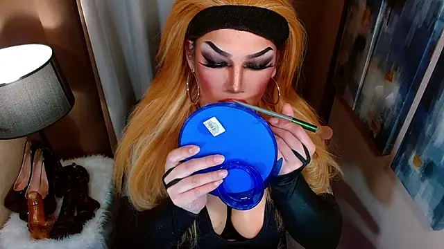 Snapshot of xmadisonmitressxx chatting on February 2026 04:00:02 AM xmadisonmitressxx online show from February 2026 04:00:02 AM