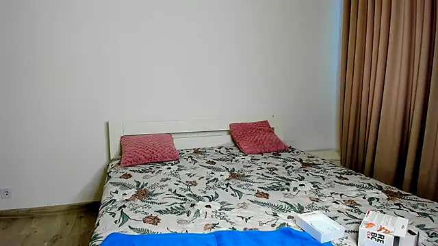 marylips online show from January 2026 01:47:02 PM