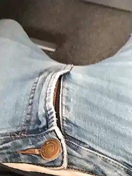 Ajayy01 online show from December 2025 11:20:02 AM