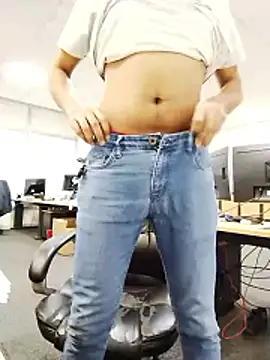 Ajayy01 online show from February 2026 03:42:01 PM