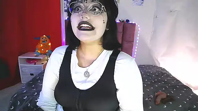 saragon1 online show from March 2026 07:15:01 PM