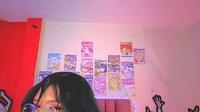 saragon1 online show from April 2026 07:58:02 PM