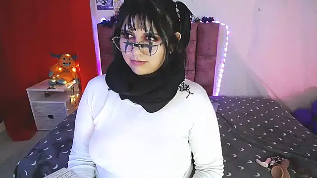 saragon1 online show from March 2026 05:38:02 PM