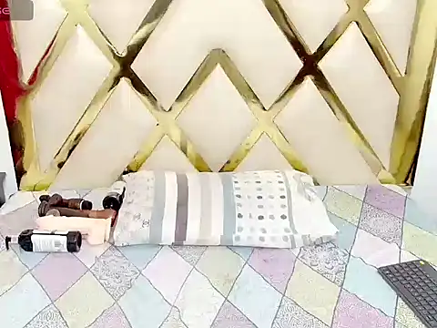 valeriavasquez online show from December 2025 08:31:01 AM