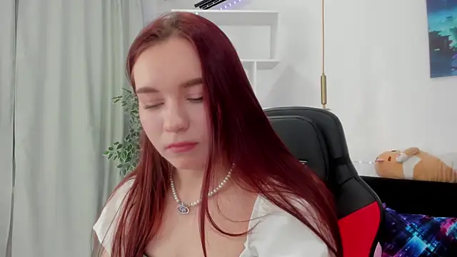 NoraHaynes online show from October 2025 03:08:02 AM