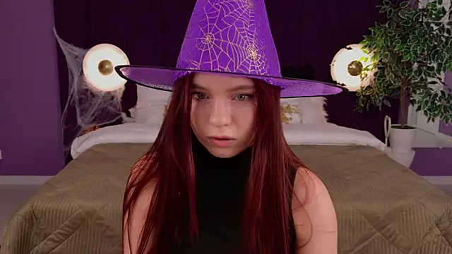 NoraHaynes online show from November 2025 03:13:02 AM