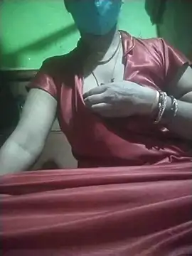 Snapshot of HOT_SKS25 chatting on September 2025 05:08:02 AM HOT SKS25 online show from September 2025 05:08:02 AM