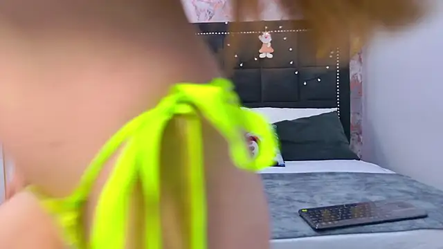 AmbherBlake online show from December 2025 03:17:01 AM