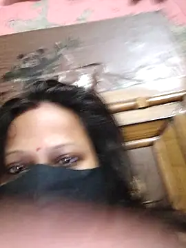 shalubhabhi69 online show from October 2025 10:39:02 PM