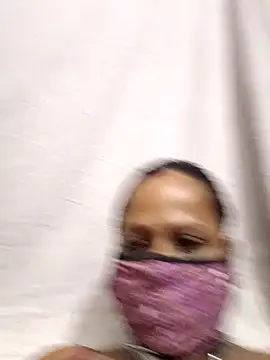 shalubhabhi69 online show from November 2025 07:07:01 PM