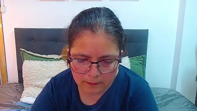 Linda banks  online show from October 2025 01:49:02 AM