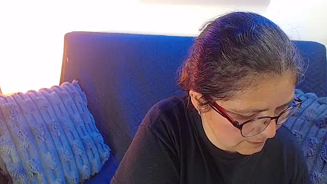 Linda banks  online show from December 2025 01:39:01 AM