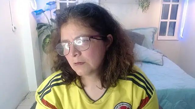 Snapshot of Linda_banks_ chatting on October 2025 08:55:01 PM Linda banks online show from October 2025 08:55:01 PM