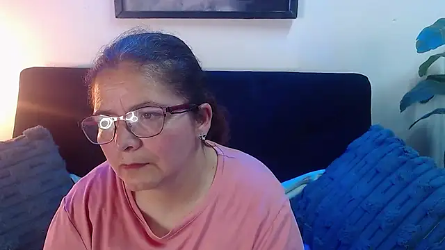 Snapshot of Linda_banks_ chatting on June 2026 02:09:01 AM Linda banks online show from June 2026 02:09:01 AM