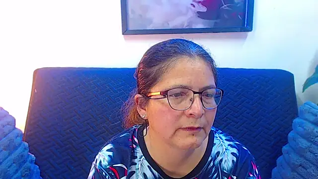 Linda banks  online show from November 2025 01:31:02 AM