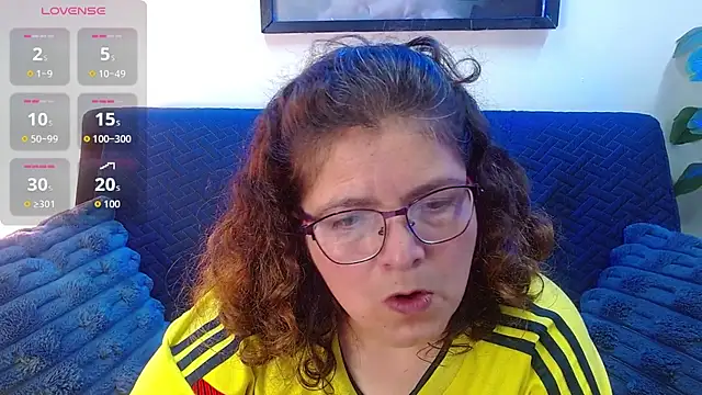 Snapshot of Linda_banks_ chatting on October 2025 12:52:02 AM Linda banks online show from October 2025 12:52:02 AM