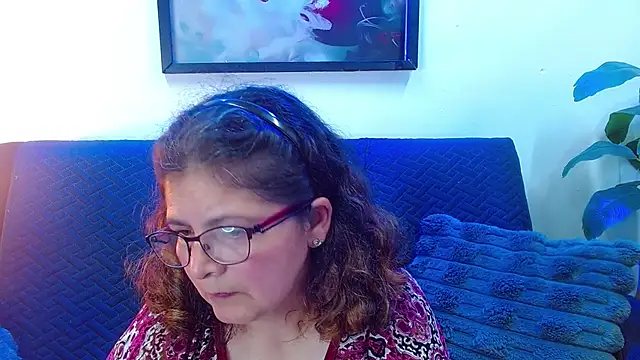 Linda banks  online show from October 2025 01:37:02 AM