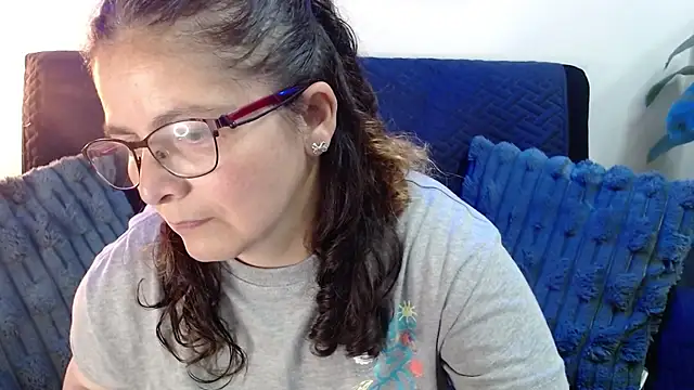 Snapshot of Linda_banks_ chatting on June 2026 02:00:02 AM Linda banks online show from June 2026 02:00:02 AM