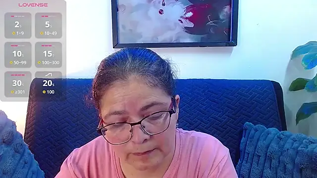 Snapshot of Linda_banks_ chatting on September 2025 01:12:01 AM Linda banks online show from September 2025 01:12:01 AM