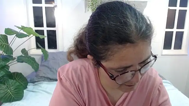 Linda banks  online show from April 2026 01:35:02 AM