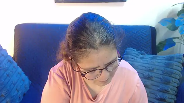 Snapshot of Linda_banks_ chatting on February 2026 01:49:02 AM Linda banks online show from February 2026 01:49:02 AM