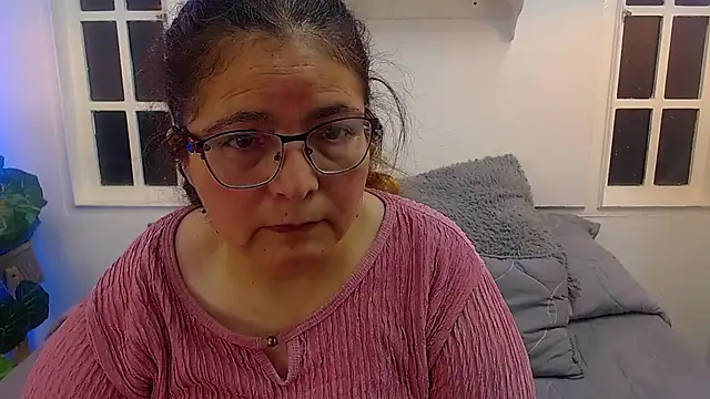 Snapshot of Linda_banks_ chatting on July 2026 02:01:01 AM Linda banks online show from July 2026 02:01:01 AM