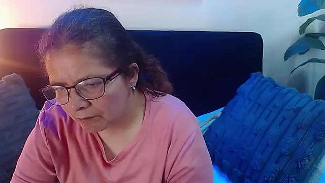 Snapshot of Linda_banks_ chatting on June 2026 05:12:01 AM Linda banks online show from June 2026 05:12:01 AM