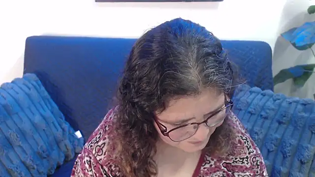 Snapshot of Linda_banks_ chatting on January 2026 02:04:02 AM Linda banks online show from January 2026 02:04:02 AM