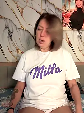 Milena-MilfaXXX online show from October 2025 01:48:04 AM