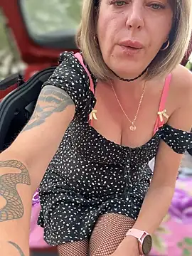 Milena-MilfaXXX online show from September 2025 03:23:01 AM