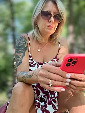 Snapshot of Milena-MilfaXXX chatting on July 2026 02:51:01 AM Milena-MilfaXXX online show from July 2026 02:51:01 AM