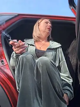 Milena-MilfaXXX online show from November 2025 06:12:02 AM