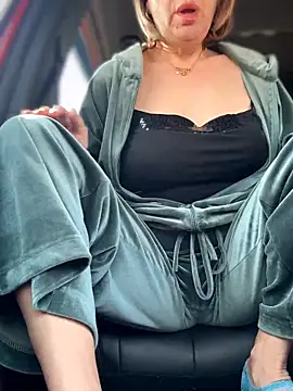 Milena-MilfaXXX online show from March 2026 04:12:01 AM