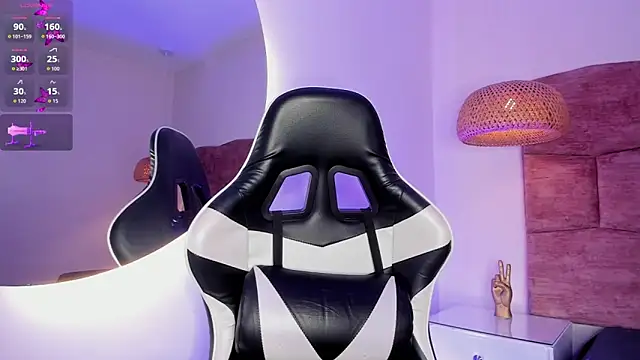 Snapshot of dani_velvet chatting on December 2025 03:11:02 AM dani velvet online show from December 2025 03:11:02 AM